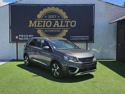 Usado Peugeot 5008 130 HP (95 kW) 2019 Cinzento Monovolume