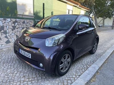 Toyota iQ