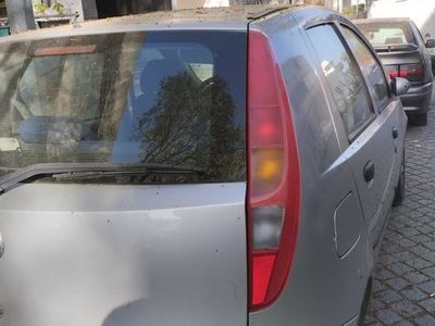 usado Fiat Punto para mudar de dono