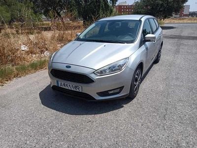 Cinzento Usado 2018 Ford Focus Sedan | € 8.900 (Super Preço)
