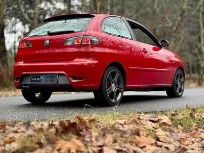 Vermelho Usado 2008 Seat Ibiza FR | € 9.000