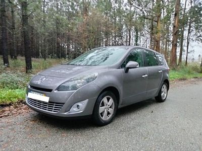 Usado 2009 Renault Grand Scénic III Monovolume | € 7.100