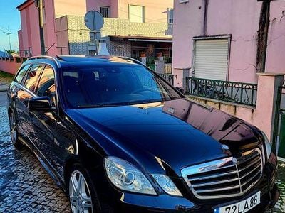 Usado 2011 Mercedes E250 AMG Sedan | € 9.300 (Bom preço)