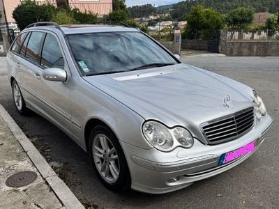 Usado 2003 Mercedes C270 Avantgarde Sedan | € 6.800