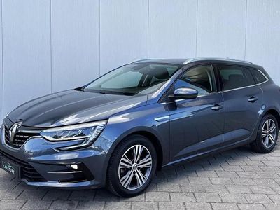 Cinza escuro Usado 2021 Renault Mégane GrandTour Intens Carrinha | € 16.990 (Preço justo)