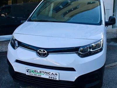 Branco Usado 2022 Toyota Proace Monovolume | € 20.800 (Super Preço)