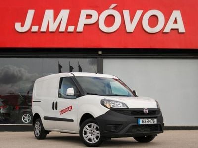 Usado Fiat Doblò Easy 95 HP (69 kW) 2019 Branco Monovolume