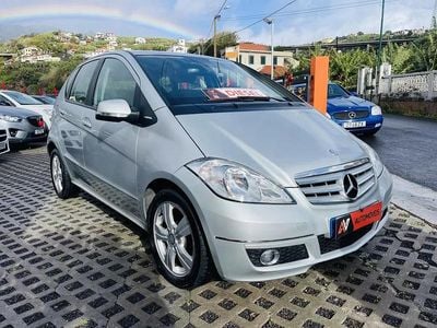 Usado Mercedes A180 Avantgarde 109 HP (80 kW) 2010 Cinza