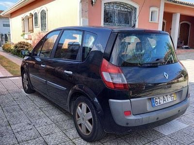 Usado 2005 Renault Scénic II Monovolume | € 4.800