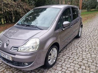 Usado 2009 Renault Grand Modus Monovolume | € 2.650
