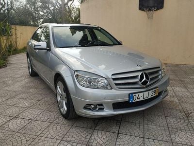 Usado Mercedes C220 170 HP (125 kW) 2009 Sedan