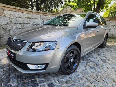 Outra Usado 2014 Skoda Octavia Carrinha | € 12.990 (Caro)