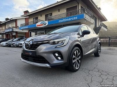 Cinza Usado 2023 Renault Captur Evolution SUV | € 18.990 (Preço justo)
