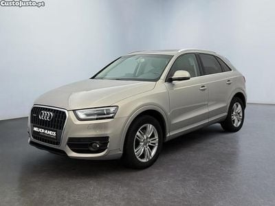 Amarelo Usado 2014 Audi Q3 Ambition SUV | € 18.990