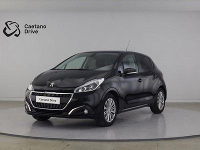 Usado Peugeot 208 82 HP (60 kW) 2019 Preto Citadino