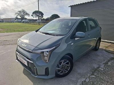 Usado Kia Picanto Urban 63 HP (46 kW) 2024 Verde Citadino