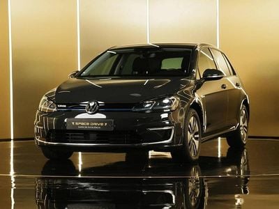 Cinzento Usado 2018 VW e-Golf Citadino | € 20.900