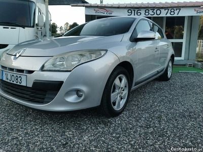 Cinza Usado 2010 Renault Mégane III | € 4.750 (Preço justo)