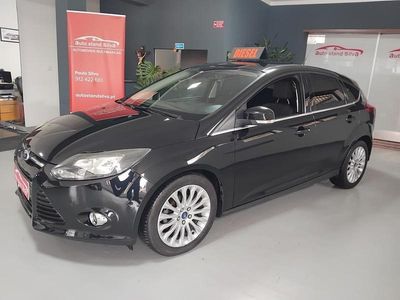 Usado Ford Focus 115 HP (84 kW) 2014 Preto