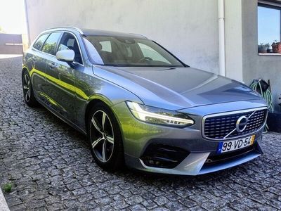 Volvo V90