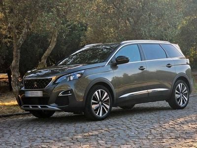 Usado 2020 Peugeot 5008 GT-line Sedan | € 21.940 (Preço justo)