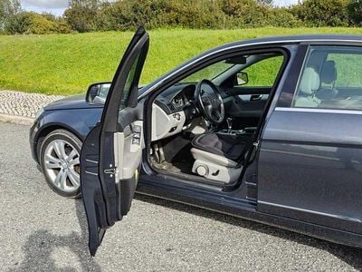 Usado 2007 Mercedes 220 Avantgarde Sedan | € 15.000 (Preço elevado)