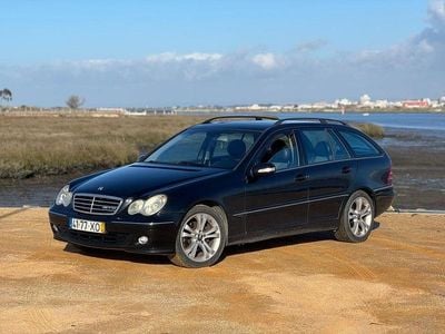 Usado 2004 Mercedes C220 Avantgarde | € 4.900