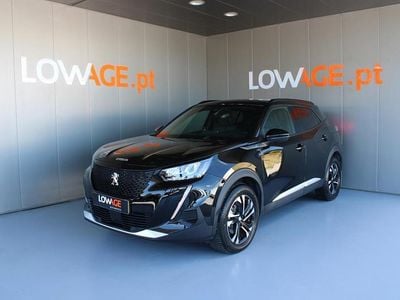 Usado Peugeot e-2008 100 kW (136 HP) 2022 Preto SUV