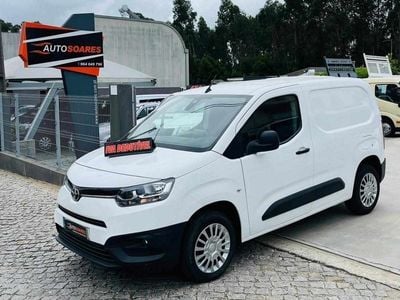 Branco Usado 2021 Toyota Proace Monovolume | € 17.850 (Preço elevado)