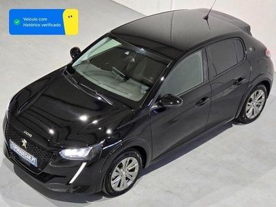 Peugeot e-208