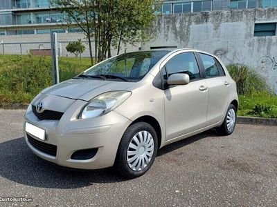 usado Toyota Yaris 1.0 VVT-I CONFORT + A/C - 120000 KM - 1 DONO