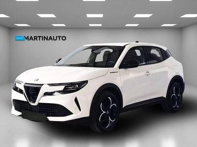 Branco Novo 2025 Alfa Romeo Junior SUV | € 42.990 (Caro)