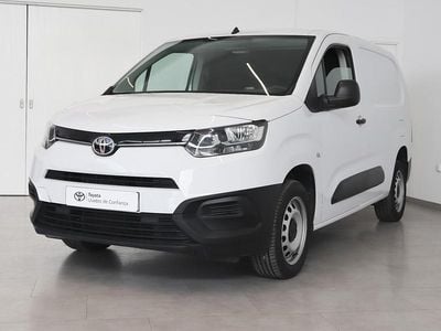Branco (sólida) Usado 2024 Toyota Proace City City Monovolume | € 21.850 (Preço justo)