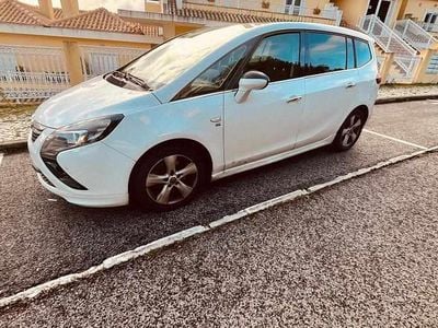 Usado Opel Zafira 165 HP (121 kW) 2013 Branco Monovolume