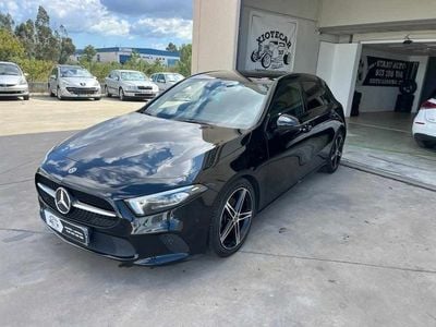 Preto Usado 2018 Mercedes A180 Progressive | € 23.000 (Preço justo)