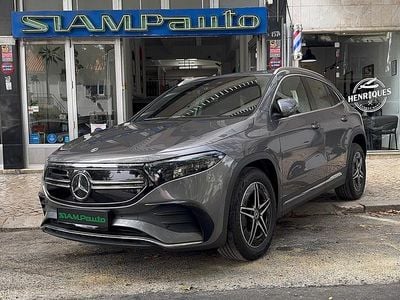 Cinza Usado 2023 Mercedes EQA350 AMG line SUV | € 45.000
