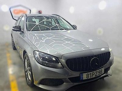 Usado Mercedes A180 109 HP (80 kW) 2015 Cinzento Citadino