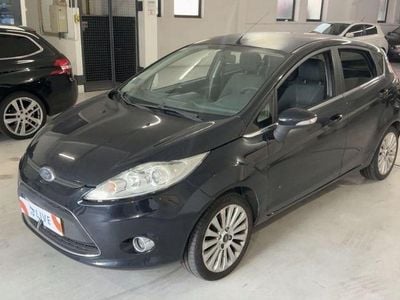 Usado Ford Fiesta 82 HP (60 kW) 2009 Sedan