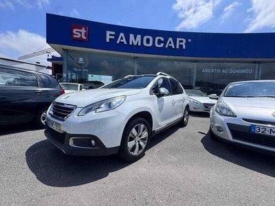 Branco Usado 2015 Peugeot 2008 Allure SUV | € 9.980 (Preço justo)