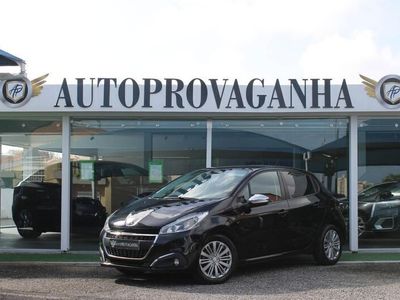 Preto Usado 2019 Peugeot 208 Signature Sky Citadino | € 12.900 (Preço elevado)