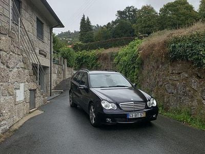 Usado 2006 Mercedes C220 Sedan | € 7.500 (Preço justo)
