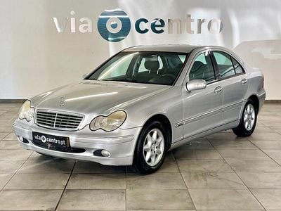 Cinza Usado 2002 Mercedes C220 Elegance Sedan | € 6.500