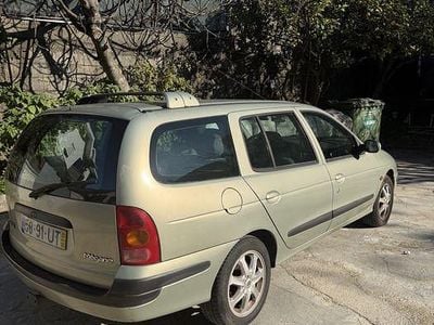 Usado 2001 Renault Mégane Carrinha | € 1.650