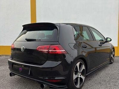 VW Golf VII