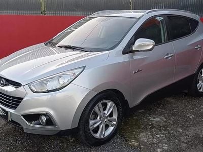 Cinza prata Usado 2011 Hyundai ix35 Style SUV | € 10.950
