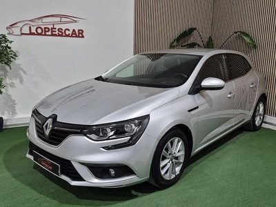Usado Renault Mégane IV 90 HP (66 kW) 2018 Sedan