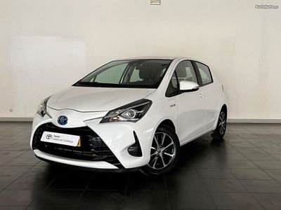 usado Toyota Yaris Hybrid 