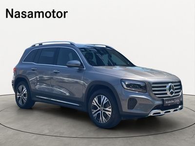 Mercedes GLB180