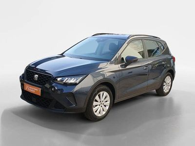 Usado Seat Arona Style 95 HP (69 kW) 2023 Cinza SUV