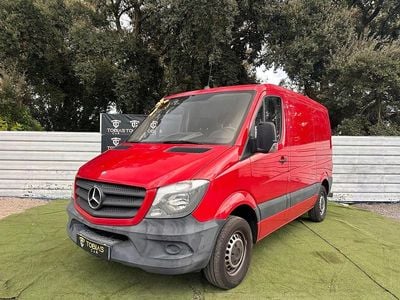 Usado Mercedes Sprinter 95 HP (69 kW) 2015 Vermelho Van